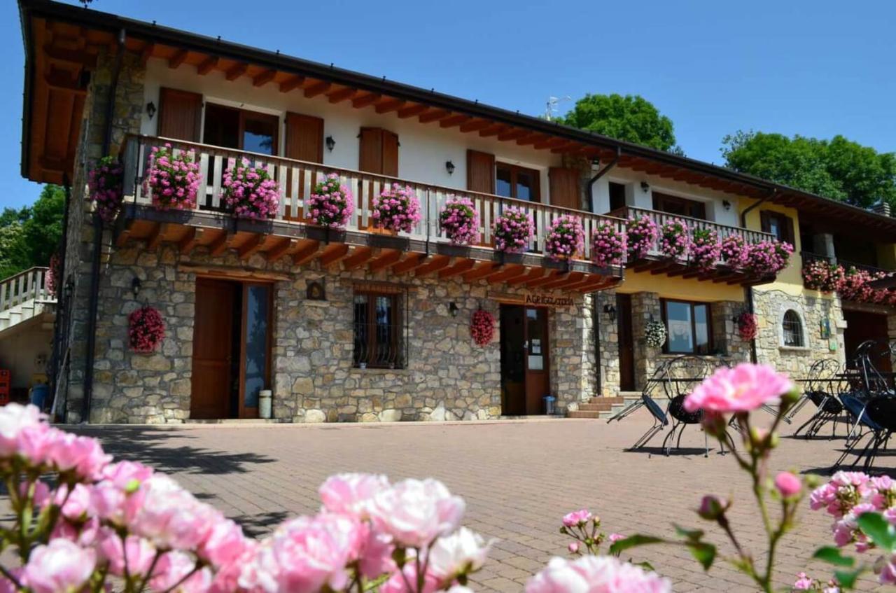 Agriturismo Dell'Altopiano Serle Экстерьер фото